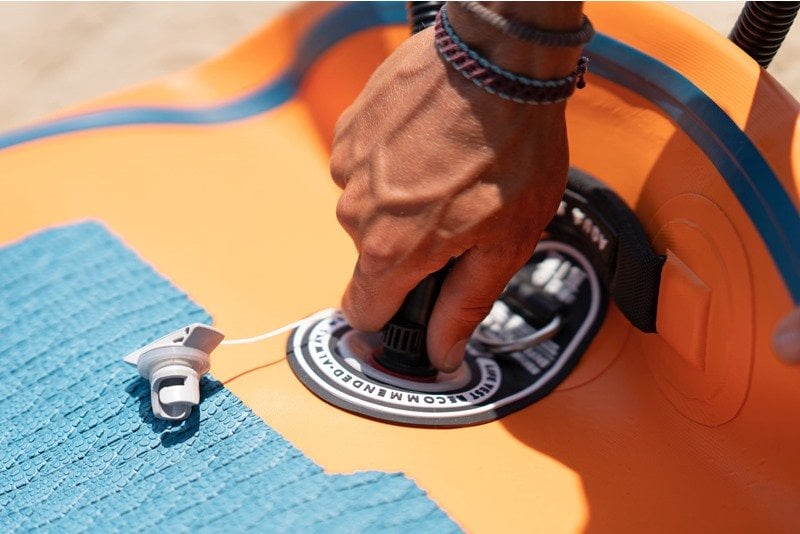 aqua-marina-blade-wind-sorf-hava-valfi