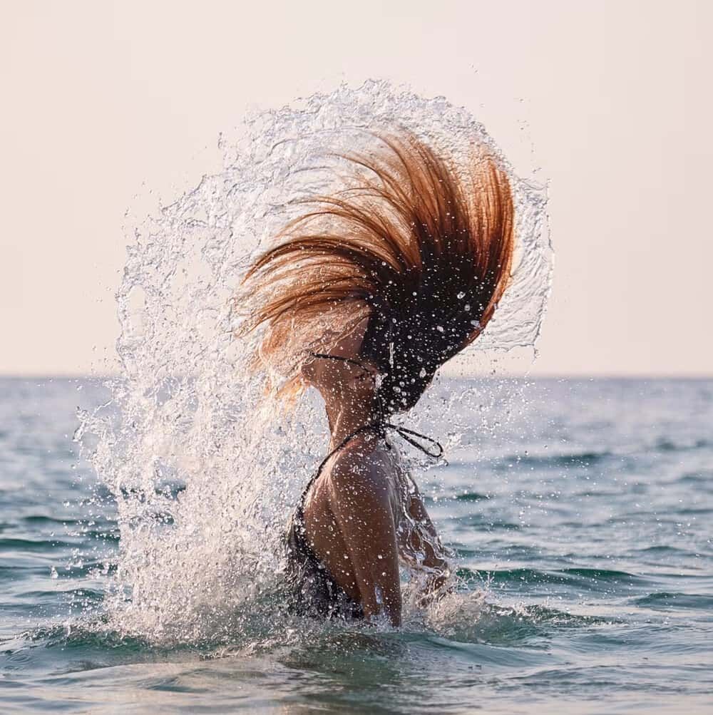 Havuz Suyu Saç Rengini Açar mı​​?